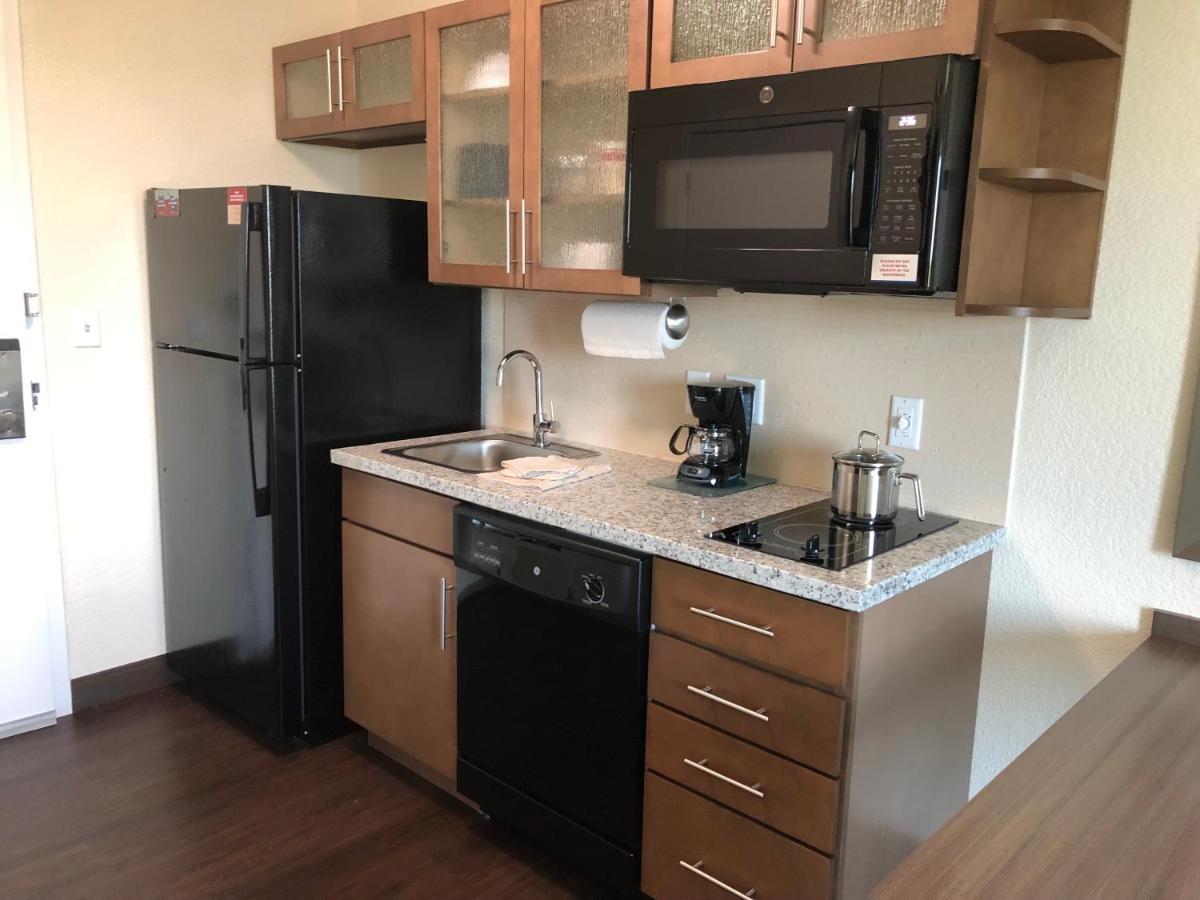 Hotel Candlewood - Panama Pier Park By Ihg